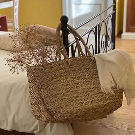 B&B Melloni Street Доло Екстериор снимка