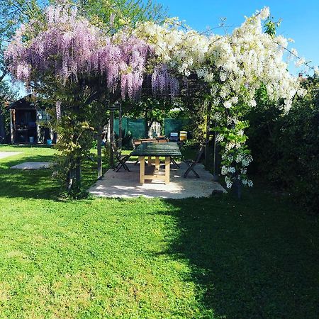 B&B Melloni Street Доло Екстериор снимка