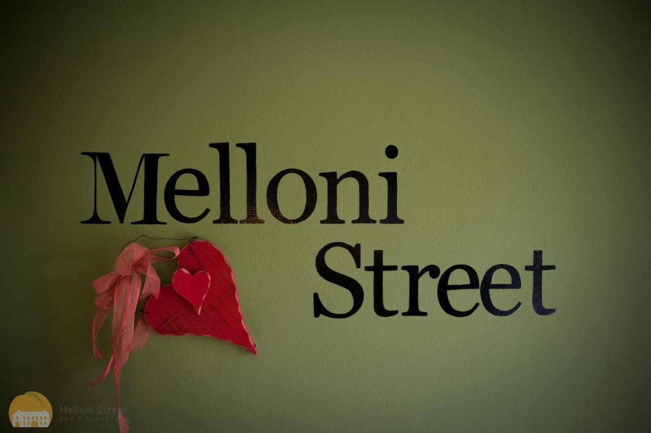 B&B Melloni Street Доло Екстериор снимка