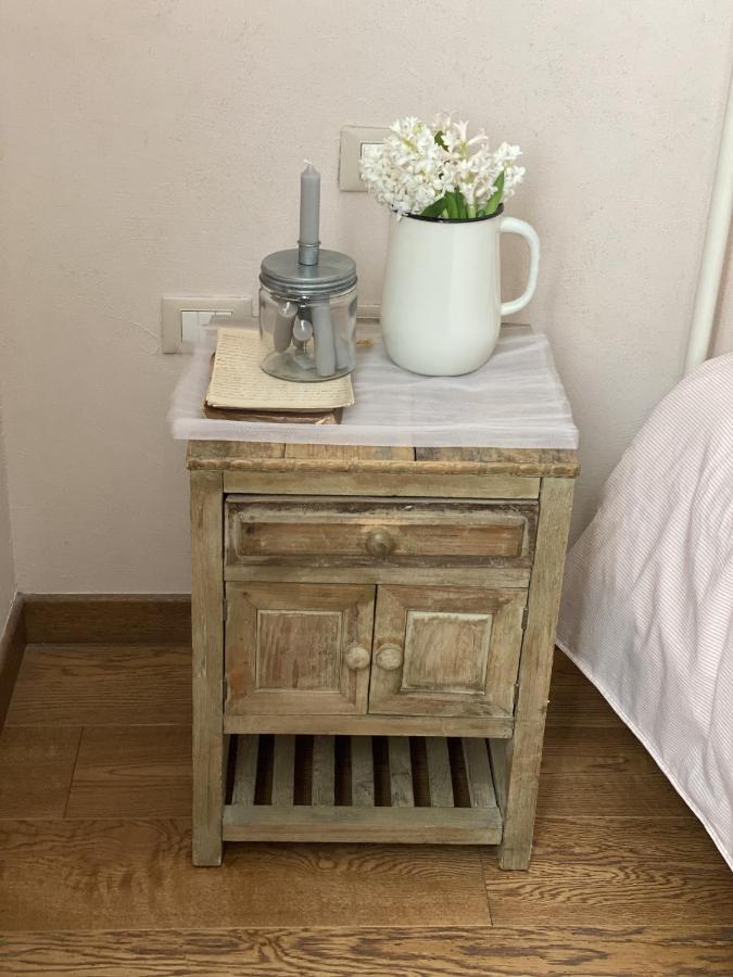 B&B Melloni Street Доло Екстериор снимка
