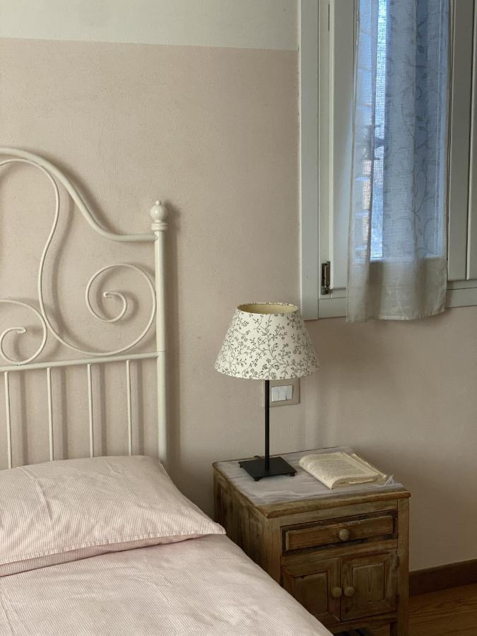 B&B Melloni Street Доло Екстериор снимка