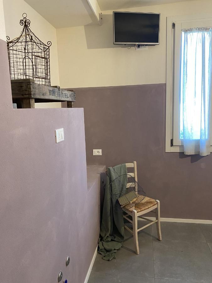 B&B Melloni Street Доло Екстериор снимка