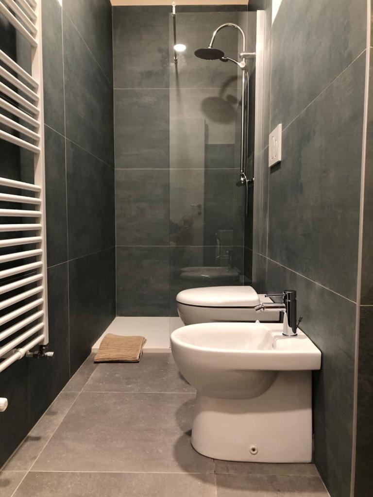 B&B Melloni Street Доло Екстериор снимка