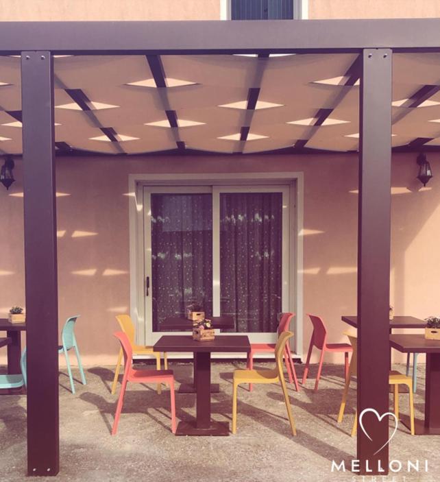 B&B Melloni Street Доло Екстериор снимка